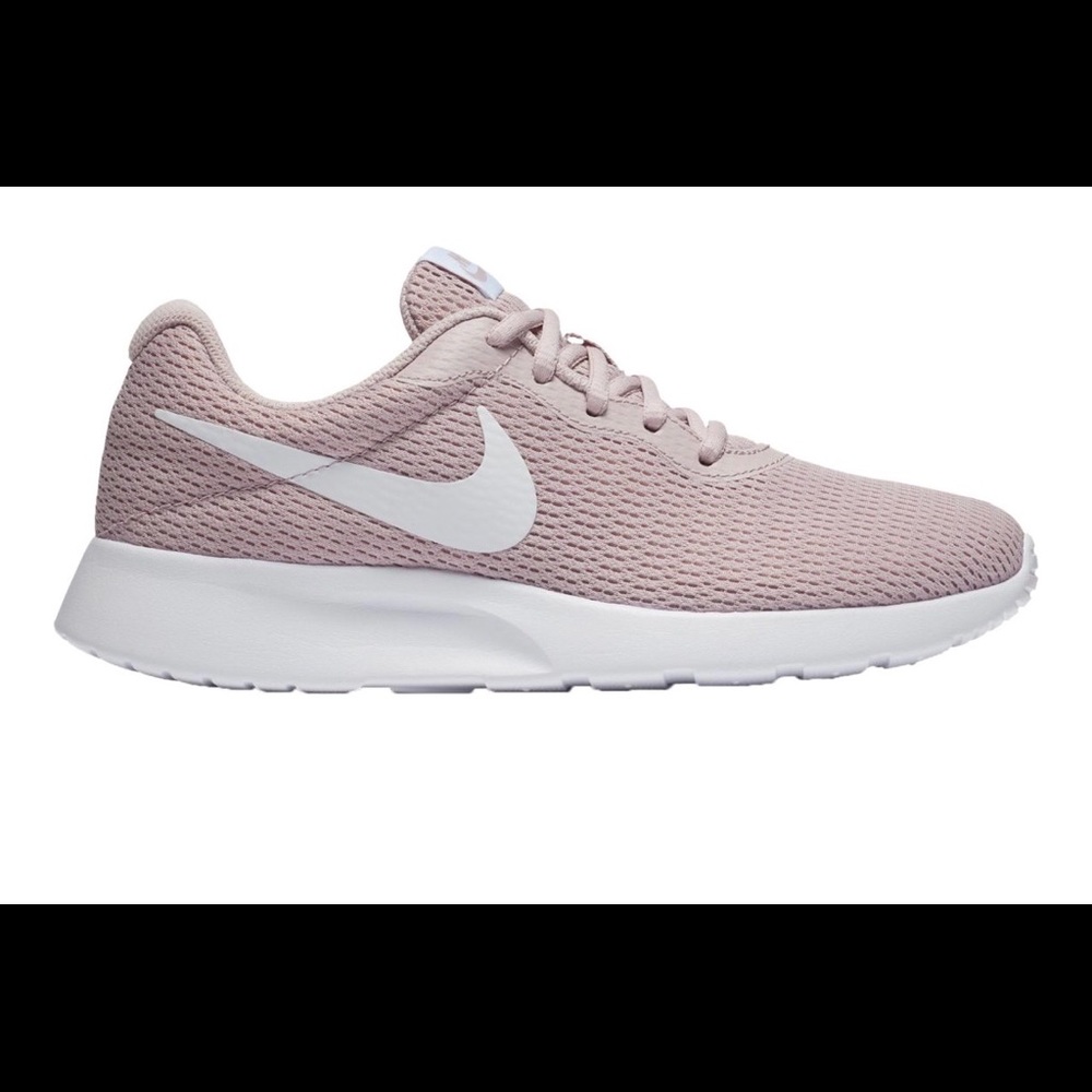 Dusty pink Nike Tanjun